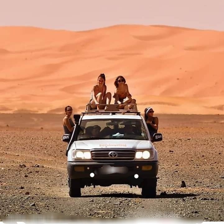 fantastic sahara experience private itinerary